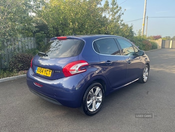 Used Peugeot 208 2014 for sale - 75564570: Photo