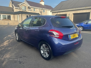 Used Peugeot 208 2014 for sale - 75564570: Photo