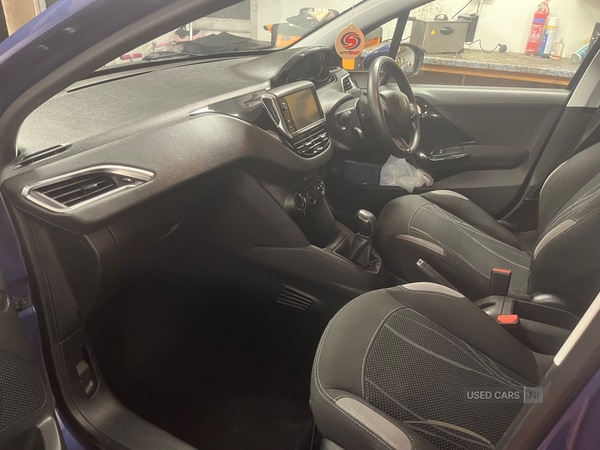 Used Peugeot 208 2014 for sale - 76715859: Photo 3