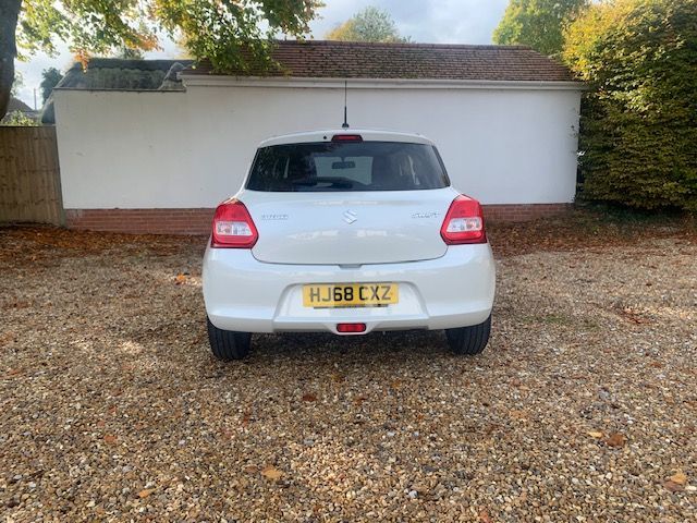 Used Suzuki Swift 2018 for sale - 76290906: Photo 5