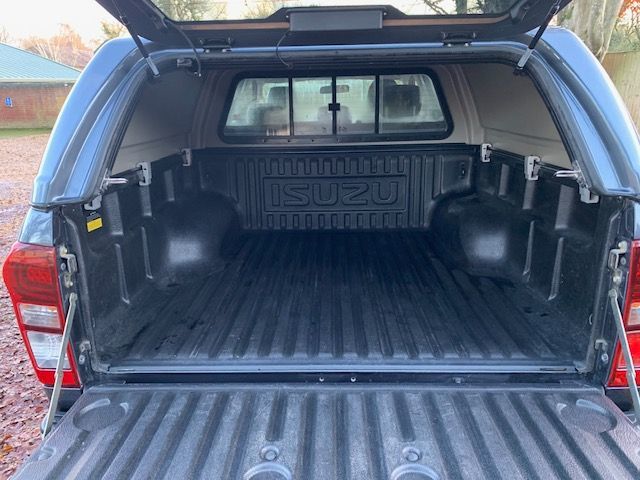 Used Isuzu D-Max 2019 for sale - 76697966: Photo 15