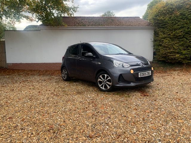 Used Hyundai i10 2019 for sale - 76290881: Photo 1