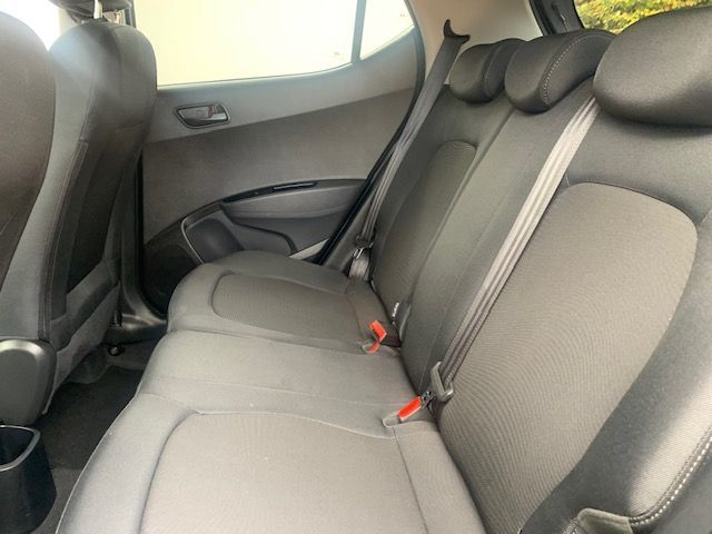 Used Hyundai i10 2019 for sale - 76290881: Photo 13
