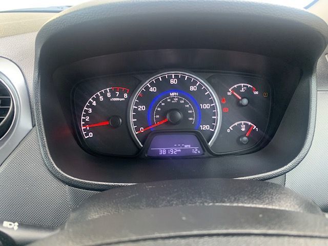 Used Hyundai i10 2019 for sale - 76290881: Photo 9