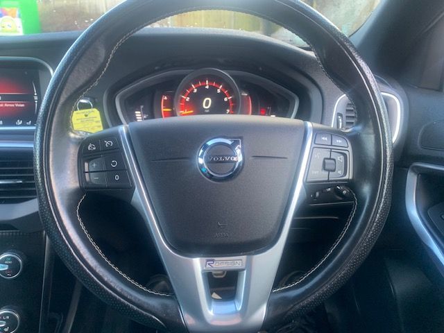 Used Volvo V40 2016 for sale - 77275605: Photo 10