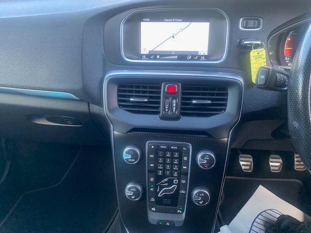 Used Volvo V40 2016 for sale - 77275605: Photo 11