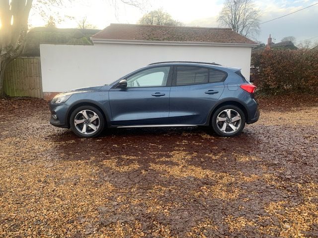 Used Ford Focus 2020 for sale - 76934862: Photo 6