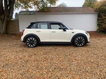 Used MINI Hatch 2020 for sale - 76405778: Photo