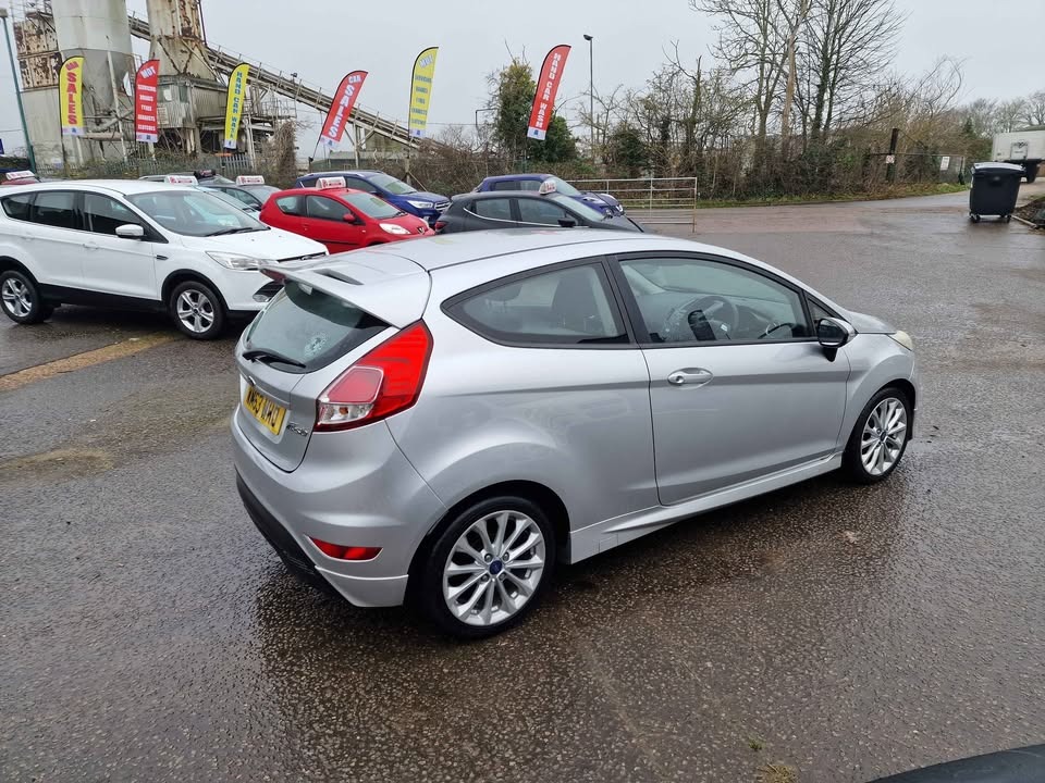 Used Ford Fiesta 2014 for sale - 77148558: Photo 4