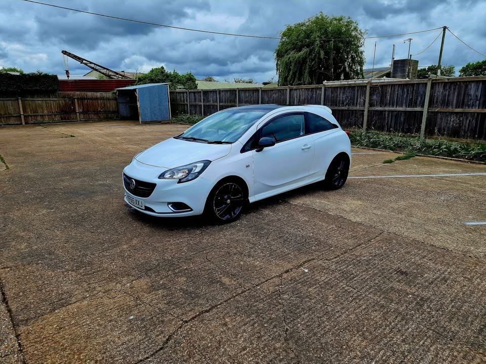 Used Vauxhall Corsa 2015 for sale - 76906250: Photo 2
