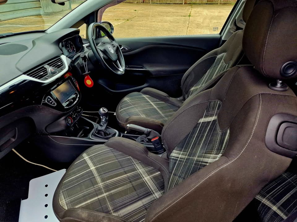 Used Vauxhall Corsa 2015 for sale - 76906250: Photo 9