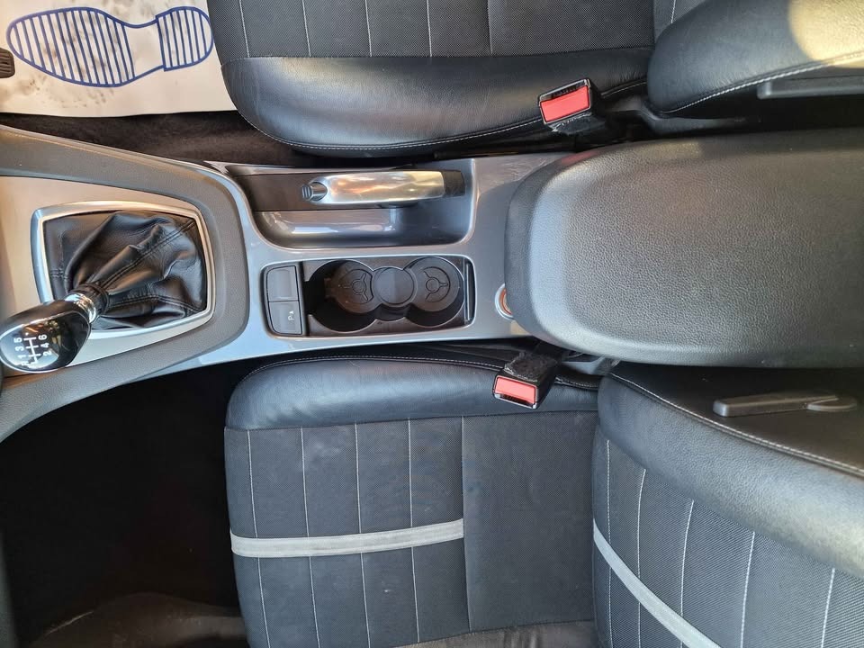 Used Ford Kuga 2012 for sale - 76848875: Photo 13