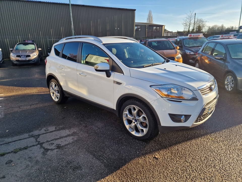 Used Ford Kuga 2012 for sale - 76848875: Photo 2