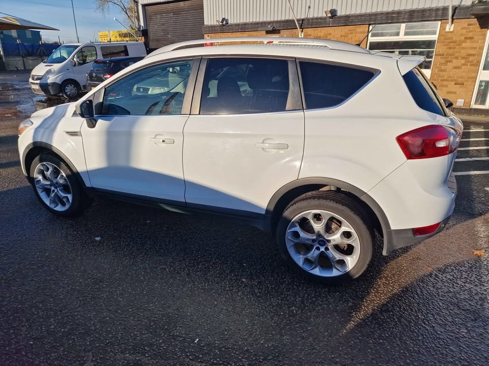 Used Ford Kuga 2012 for sale - 76848875: Photo 5