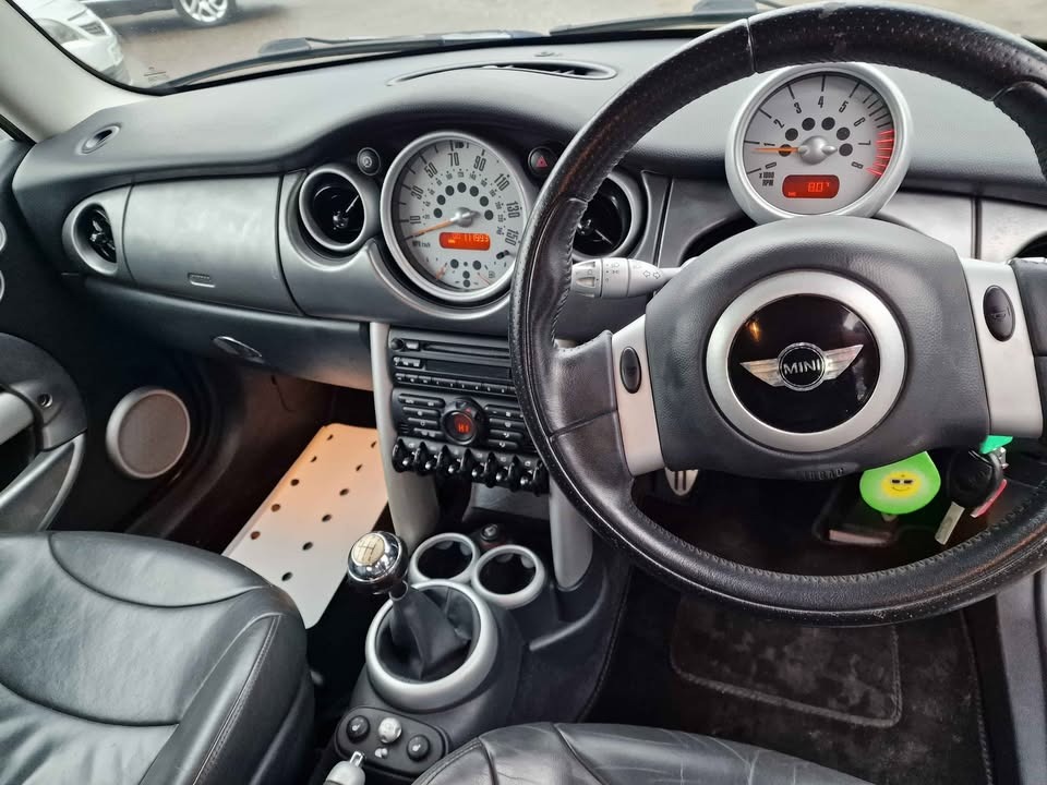 Used MINI Hatch 2003 for sale - 77379517: Photo 8