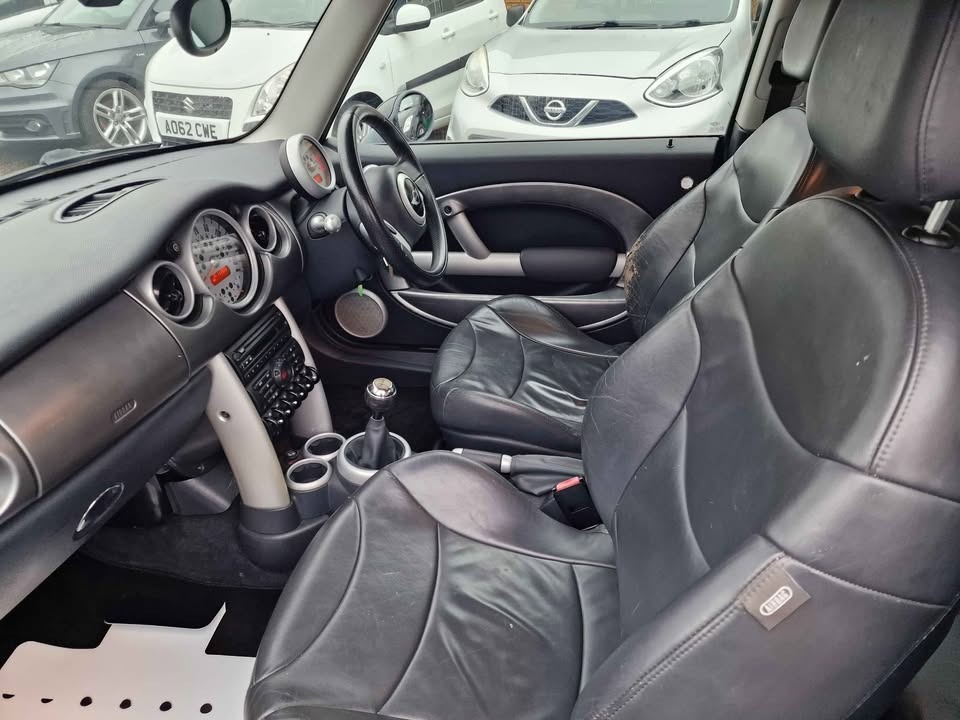 Used MINI Hatch 2003 for sale - 77379517: Photo 9