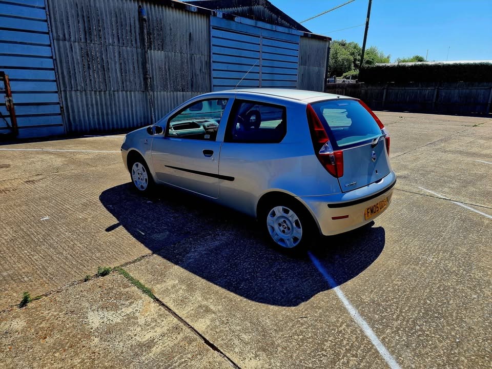 Used Fiat Punto 2005 for sale - 76908211: Photo 4