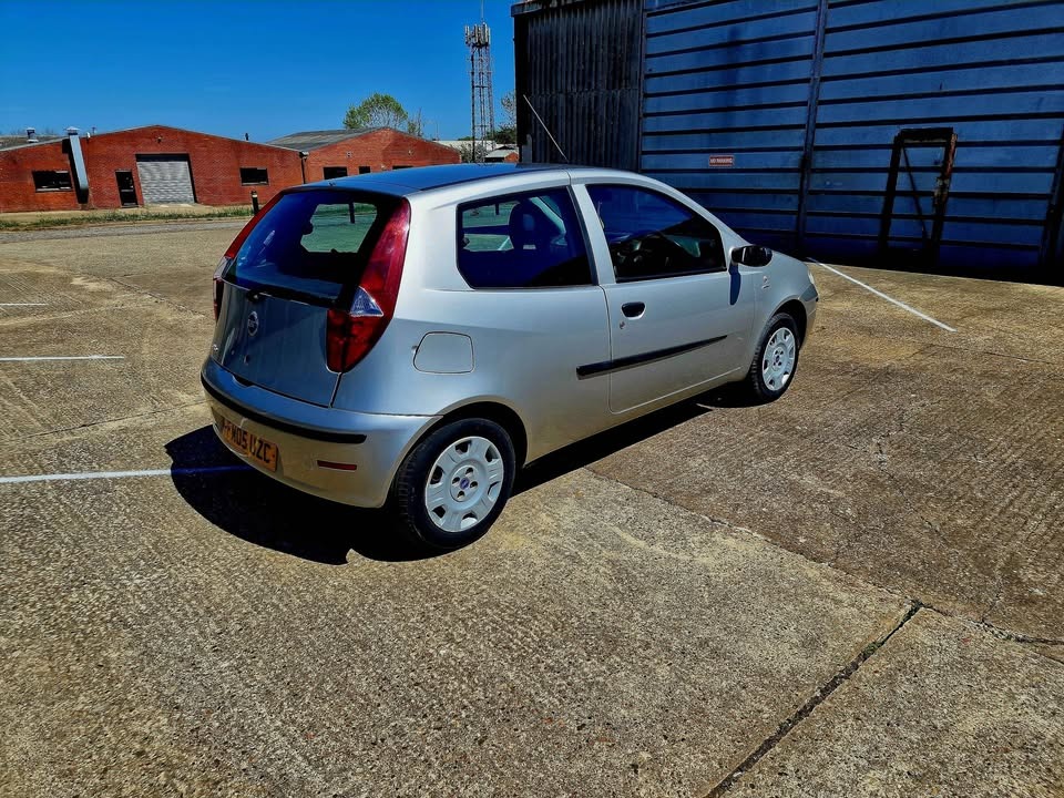 Used Fiat Punto 2005 for sale - 76908211: Photo 5