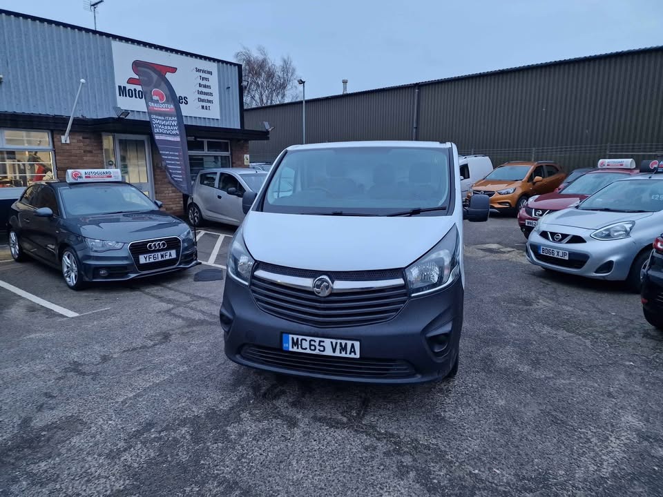 Used Vauxhall Vivaro 2016 for sale - 77168346: Photo 1