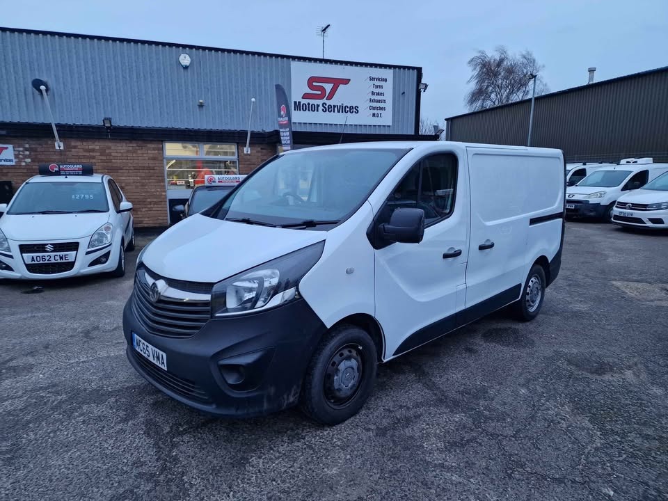 Used Vauxhall Vivaro 2016 for sale - 77168346: Photo 2