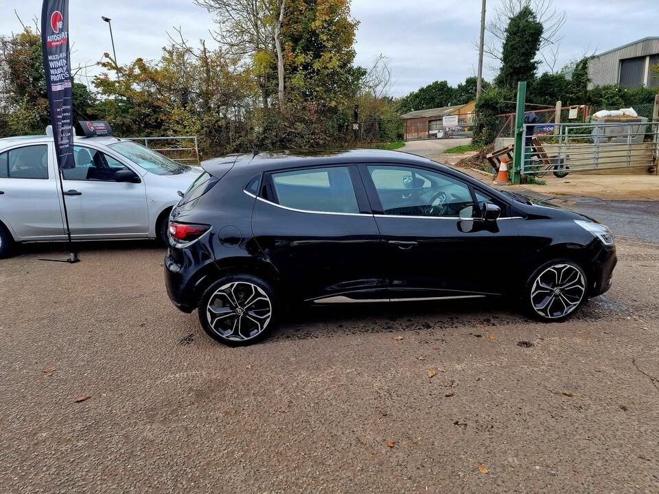 Used Renault Clio 2018 for sale - 76909026: Photo 4