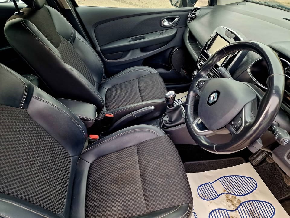 Used Renault Clio 2018 for sale - 76909026: Photo 9