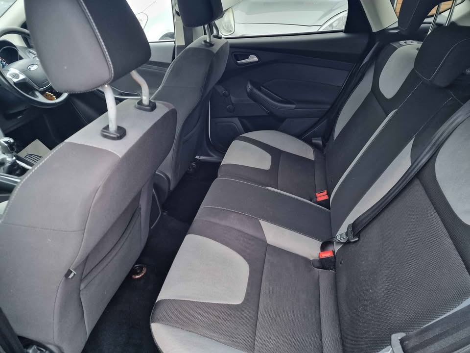 Used Ford Focus 2013 for sale - 77380784: Photo 12