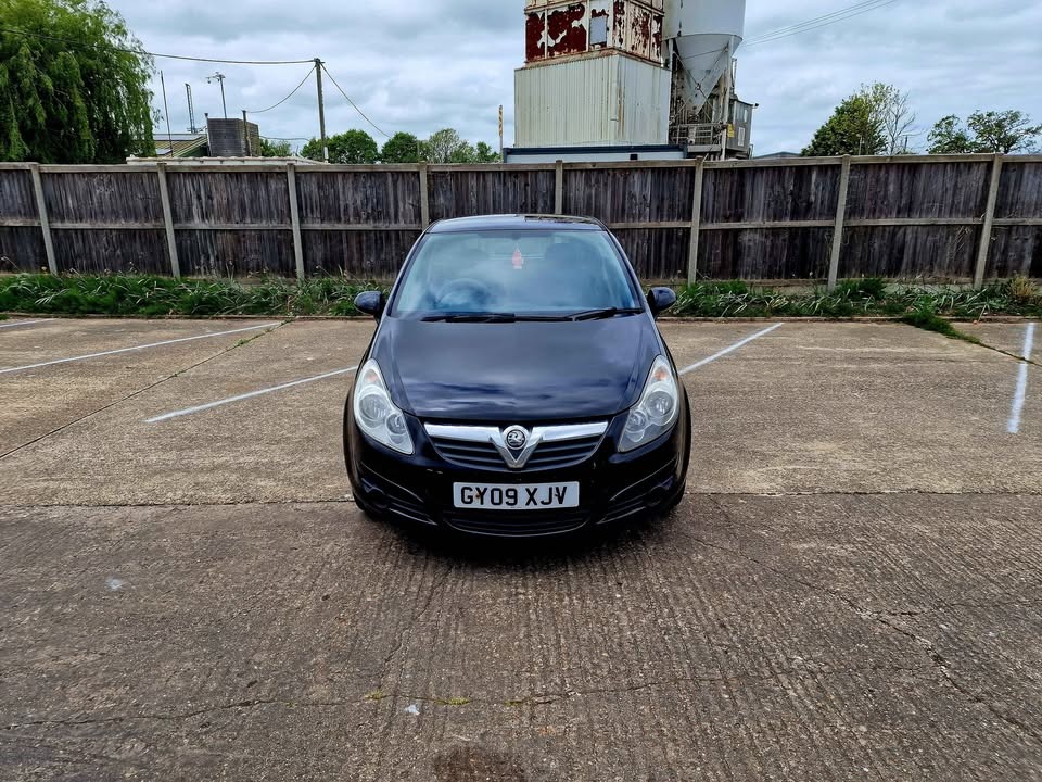 Used Vauxhall Corsa 2009 for sale - 76906255: Photo 1