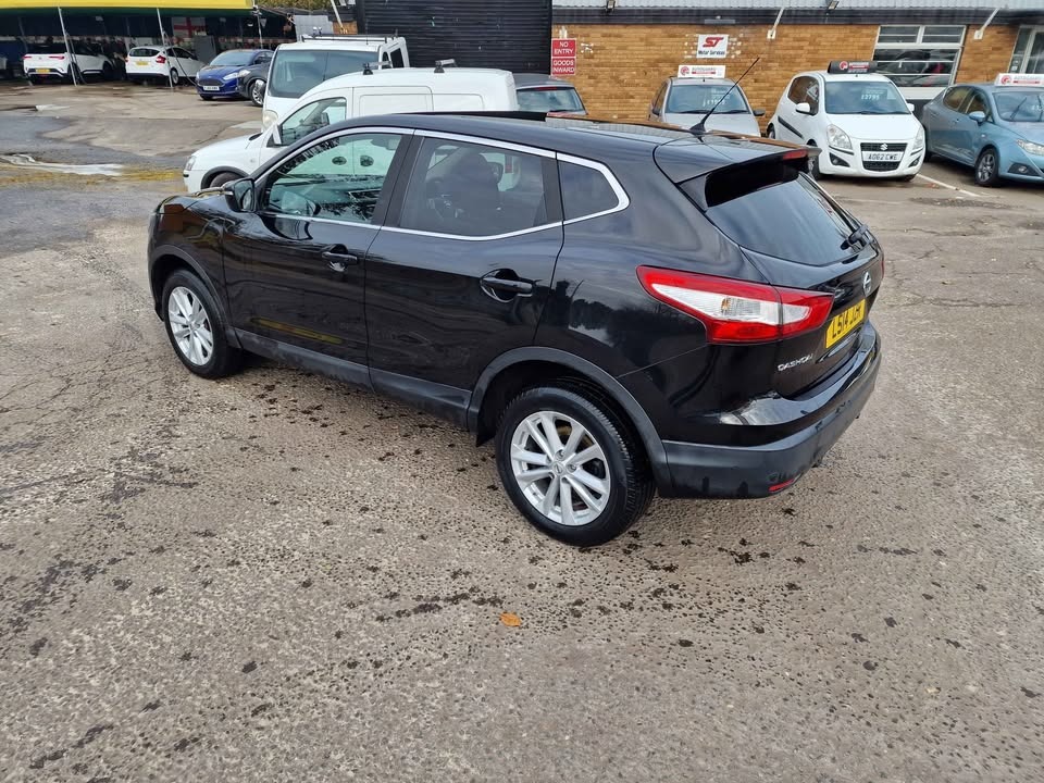Used Nissan Qashqai 2014 for sale - 76908219: Photo 4