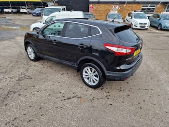 Used Nissan Qashqai 2014 for sale - 76908219: Photo