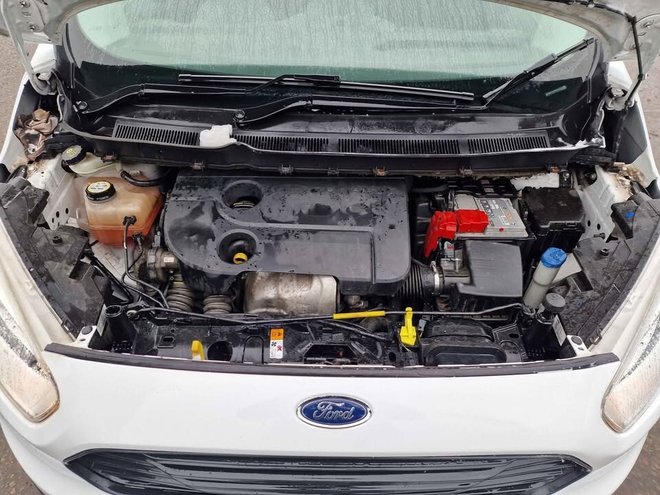 Used Ford Transit Courier 2016 for sale - 77619445: Photo 10