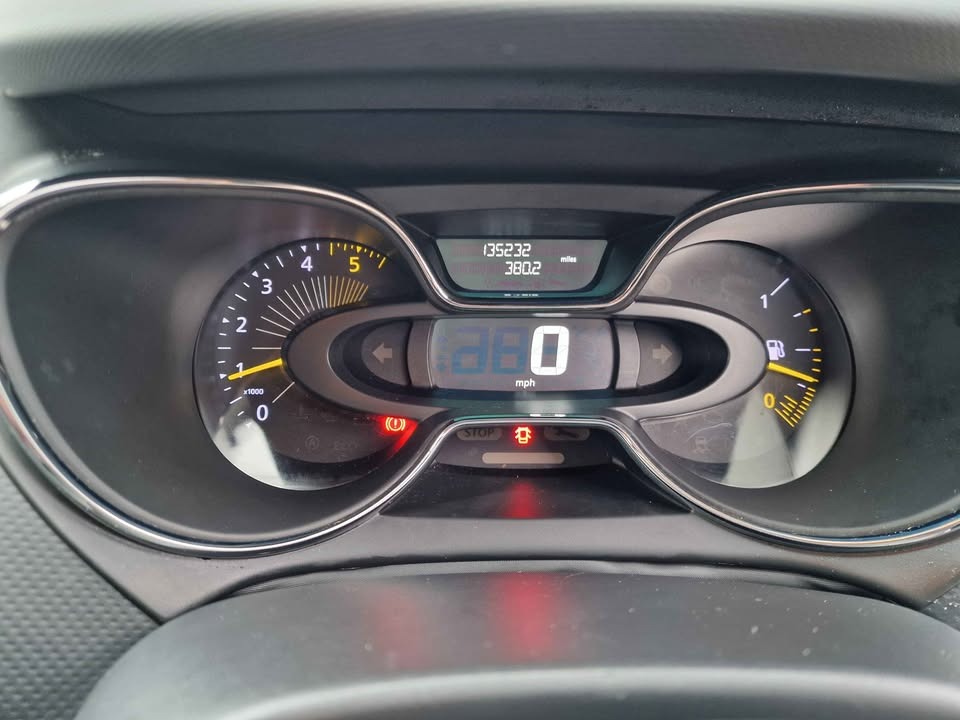 Used Renault Captur 2014 for sale - 77393620: Photo 11