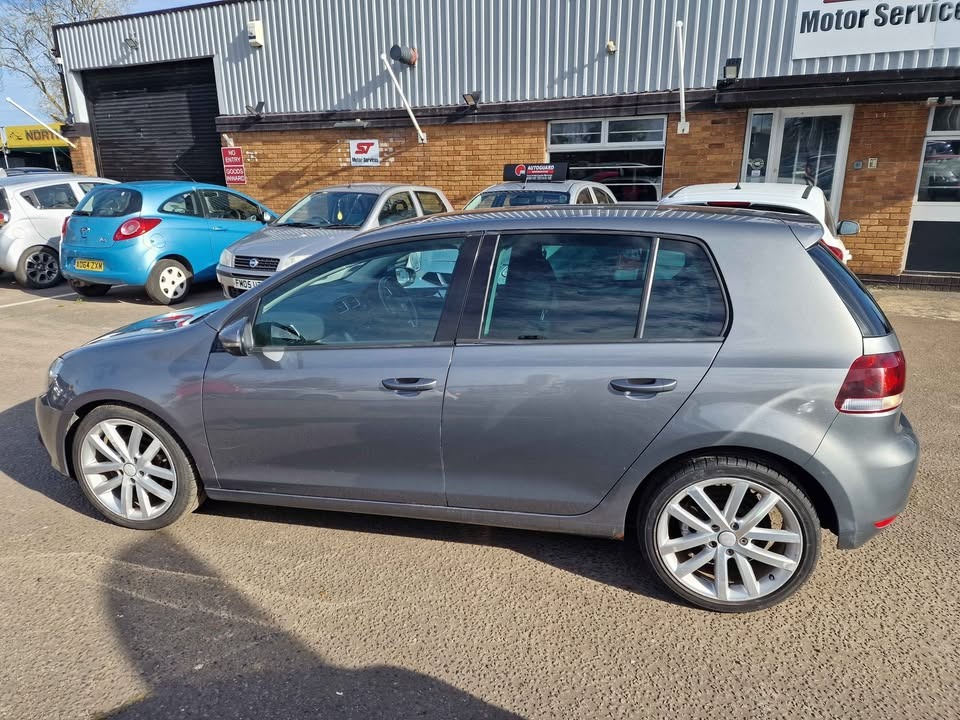 Used Volkswagen Golf 2009 for sale - 78149616: Photo 4