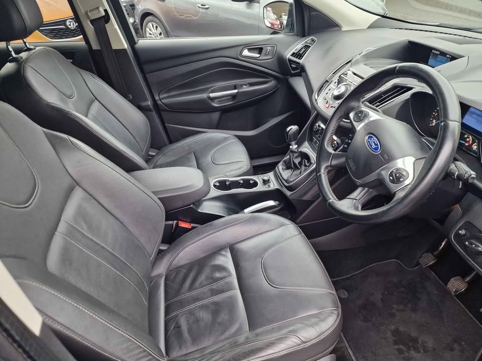 Used Ford Kuga 2013 for sale - 77381029: Photo 9