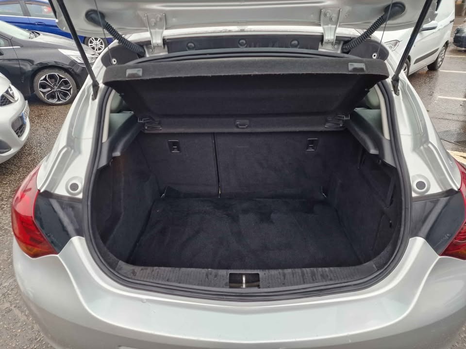 Used Vauxhall Astra 2012 for sale - 77403483: Photo 7