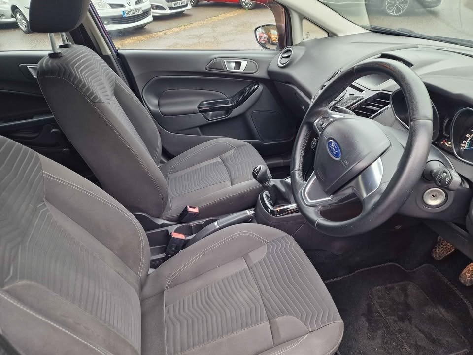 Used Ford Fiesta 2015 for sale - 77381049: Photo 7