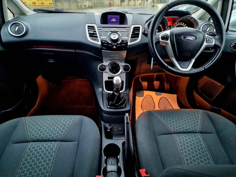 Used Ford Fiesta 2011 for sale - 76904450: Photo 10