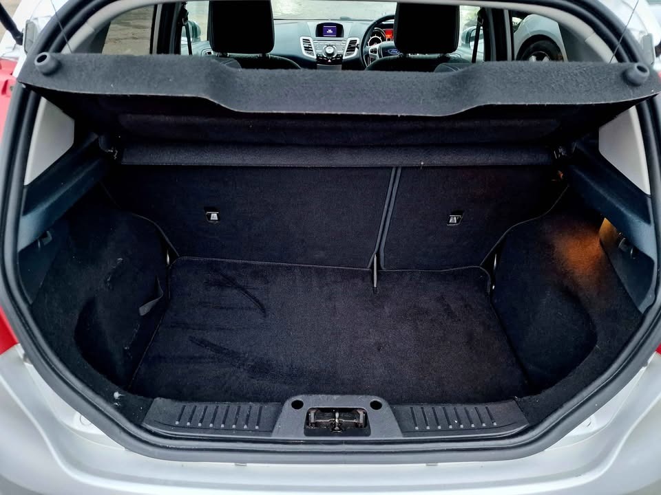 Used Ford Fiesta 2011 for sale - 76904450: Photo 7