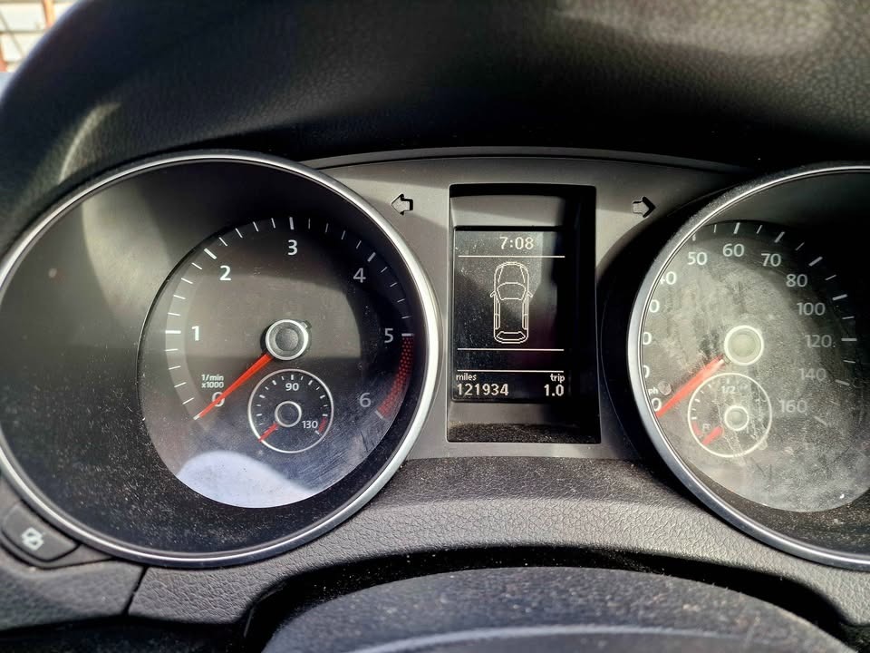 Used Volkswagen Golf 2012 for sale - 76918073: Photo 10