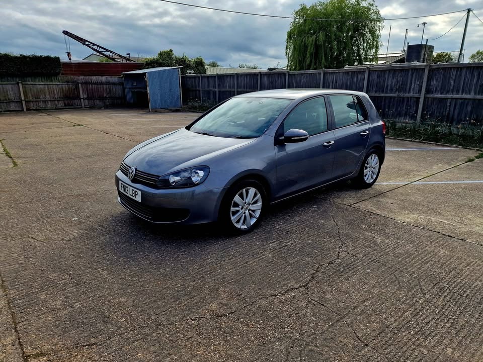 Used Volkswagen Golf 2012 for sale - 76918073: Photo 2