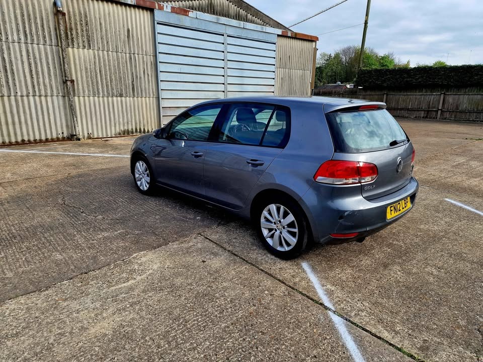 Used Volkswagen Golf 2012 for sale - 76918073: Photo 5