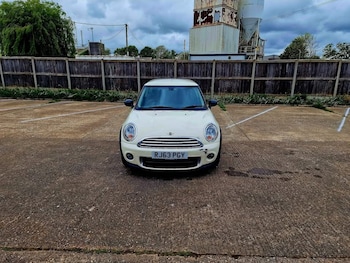 MINI Hatch feature image