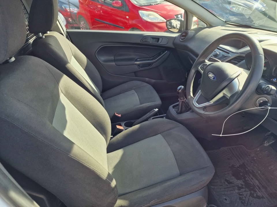 Used Ford Fiesta 2013 for sale - 78064954: Photo 8