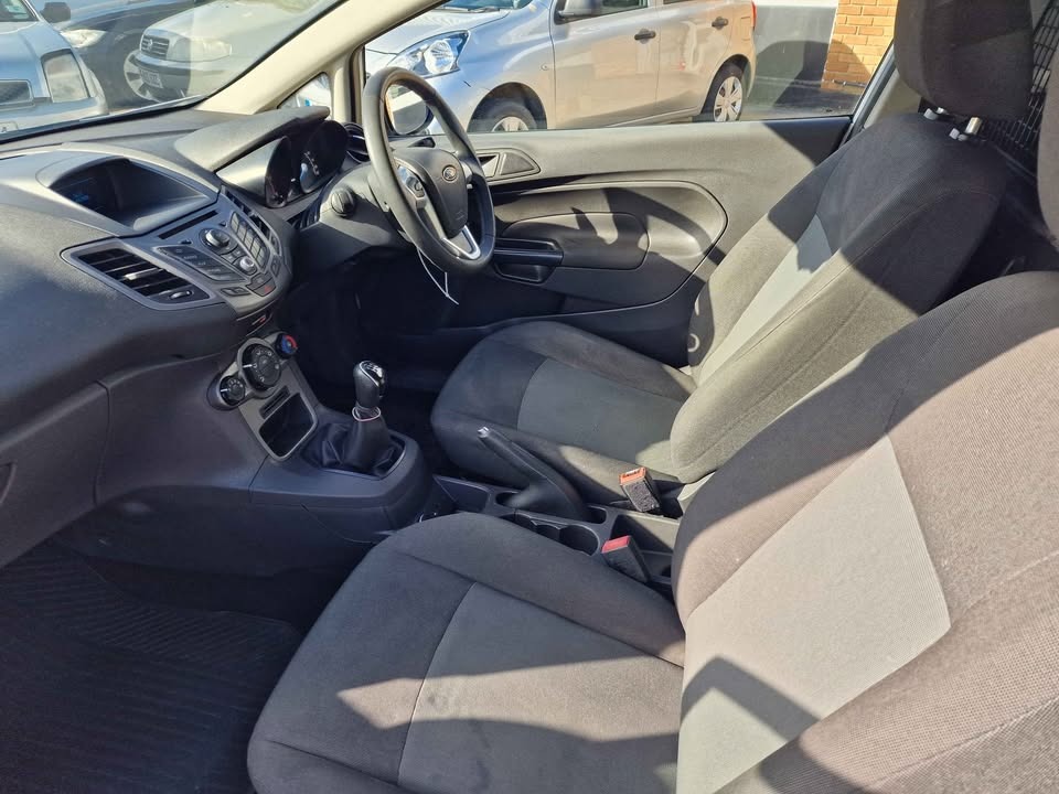 Used Ford Fiesta 2013 for sale - 78064954: Photo 9