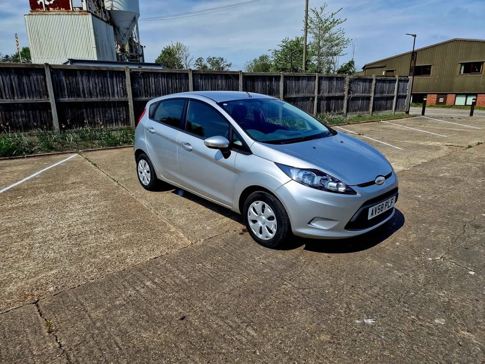 Used Ford Fiesta 2009 for sale - 76908859: Photo 2