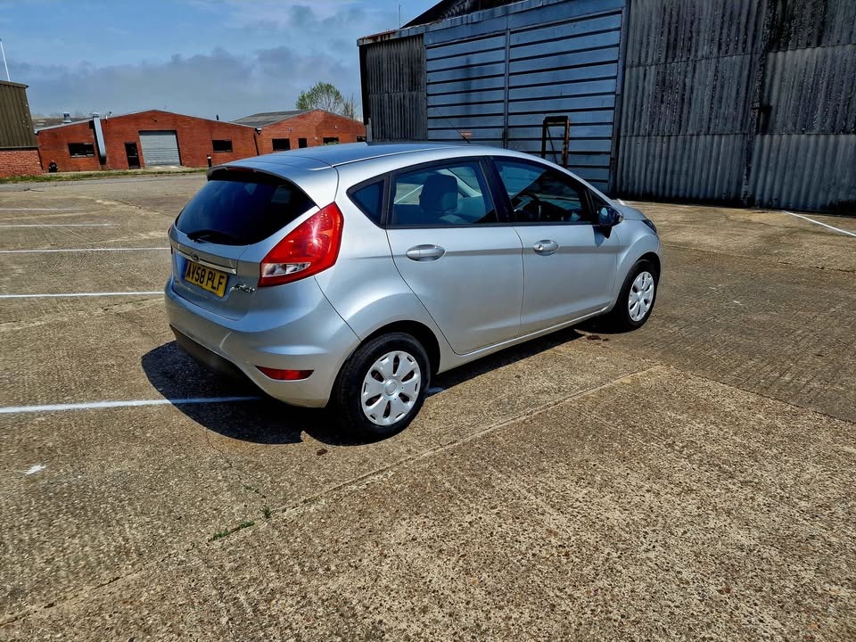 Used Ford Fiesta 2009 for sale - 76908859: Photo 5