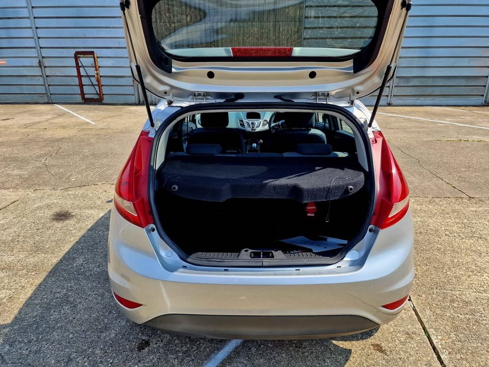 Used Ford Fiesta 2009 for sale - 76908859: Photo 7