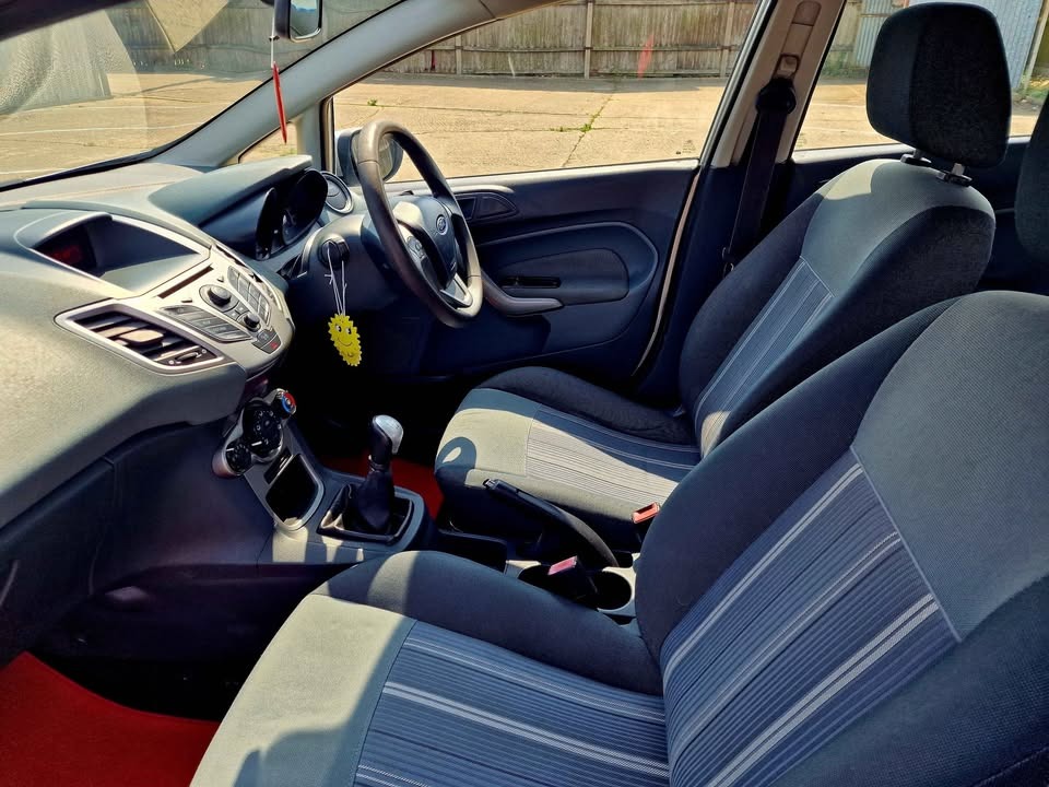 Used Ford Fiesta 2009 for sale - 76908859: Photo 8