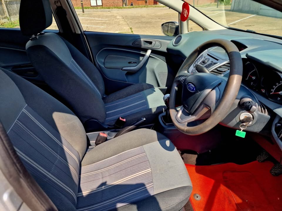 Used Ford Fiesta 2009 for sale - 76908859: Photo 9