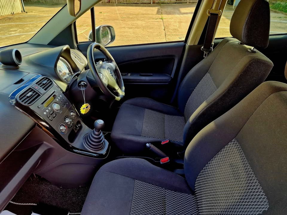 Used Suzuki Splash 2012 for sale - 76906388: Photo 8